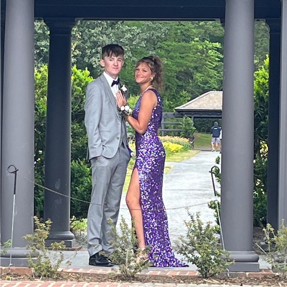 Prom dress - Picture 3 of 8